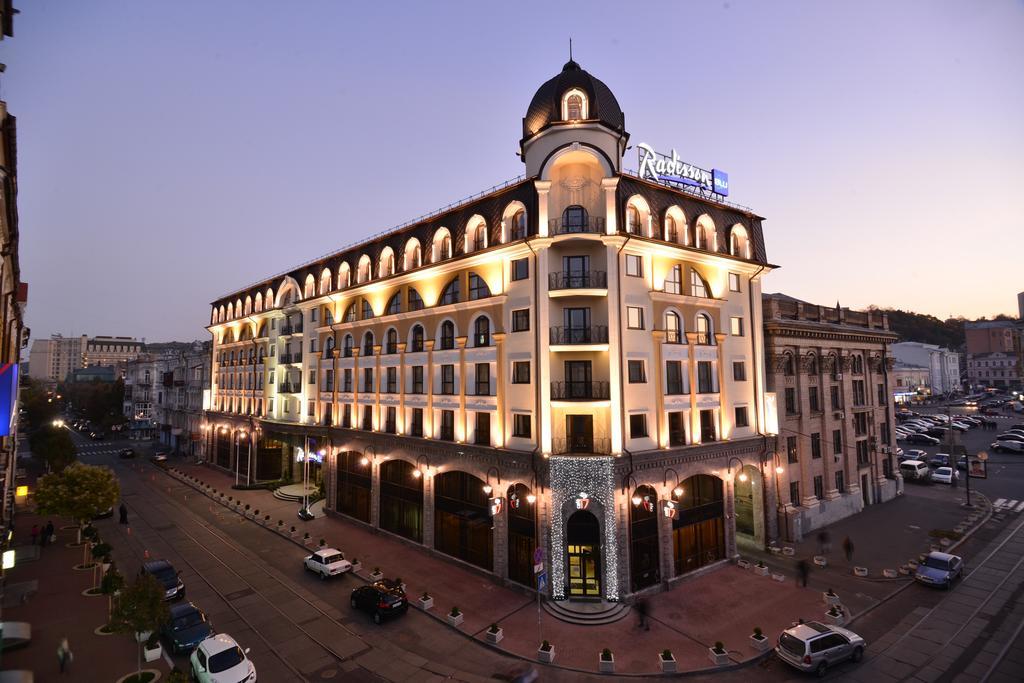 Radisson Blu Hotel, Kyiv Podil City Centre Exterior photo